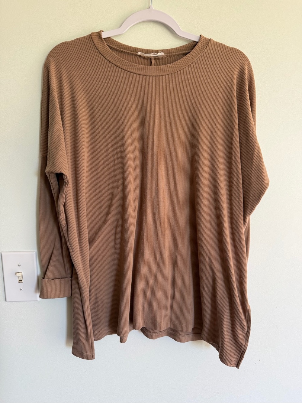 Carly Jean Los Angeles Lightweight Ribbed Long Sleeve Top - Camel Oversized